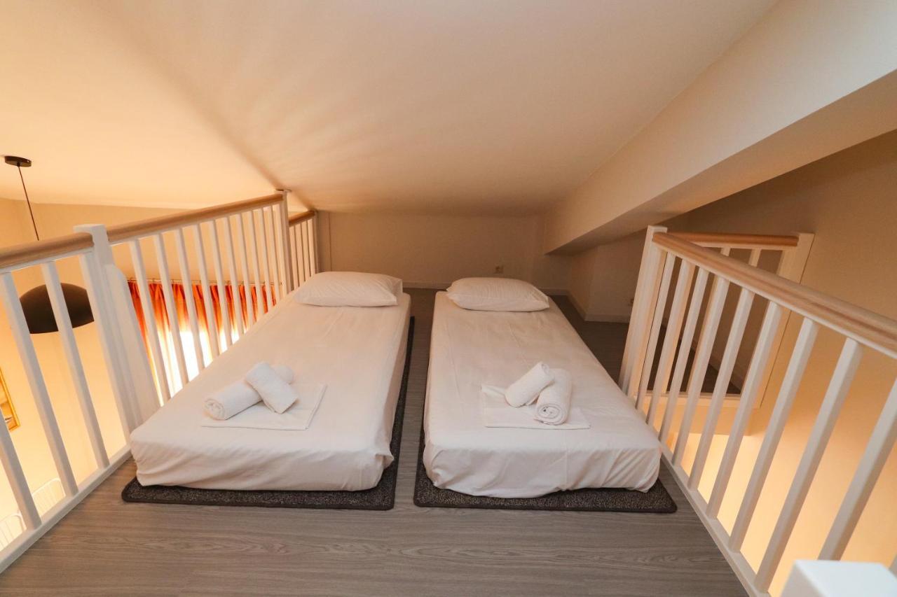 East & West Seaside Apartments Gialtra 外观 照片