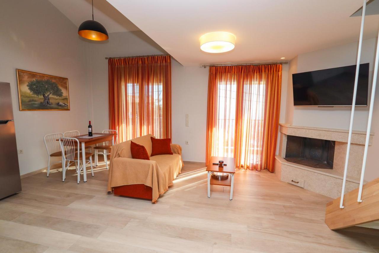 East & West Seaside Apartments Gialtra 外观 照片