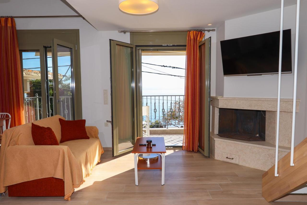 East & West Seaside Apartments Gialtra 外观 照片