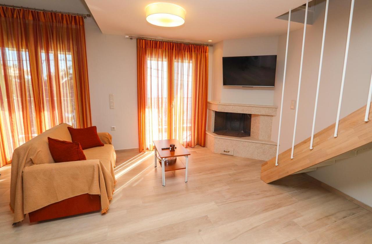 East & West Seaside Apartments Gialtra 外观 照片