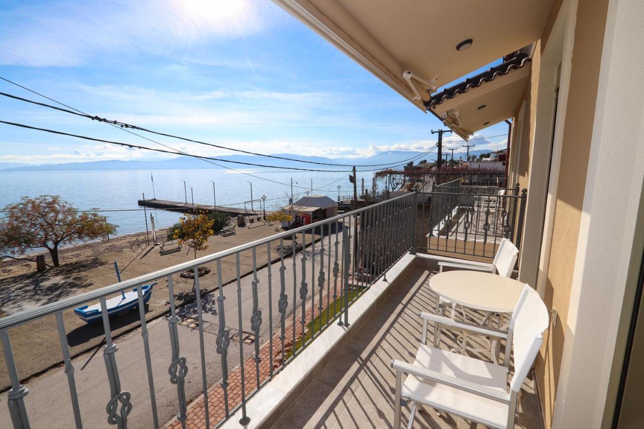 East & West Seaside Apartments Gialtra 外观 照片