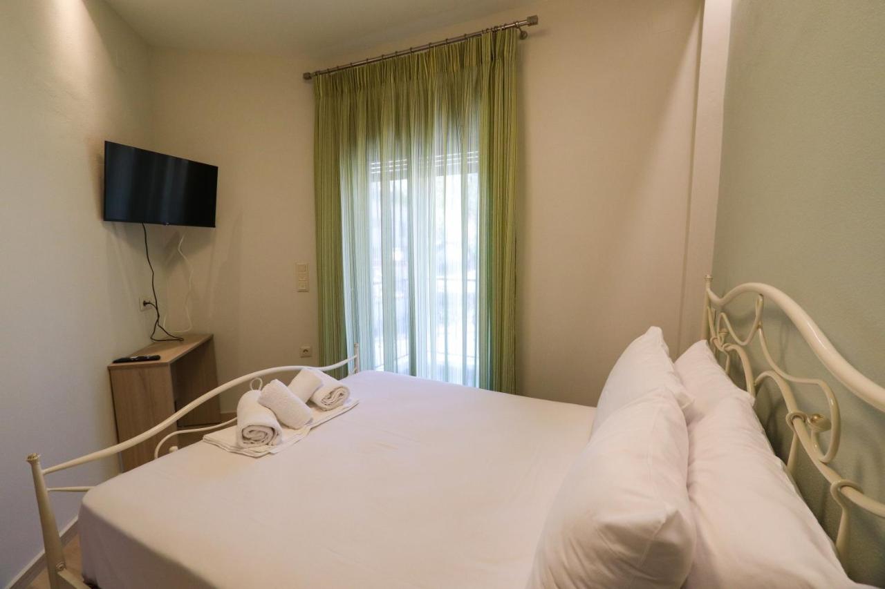 East & West Seaside Apartments Gialtra 外观 照片
