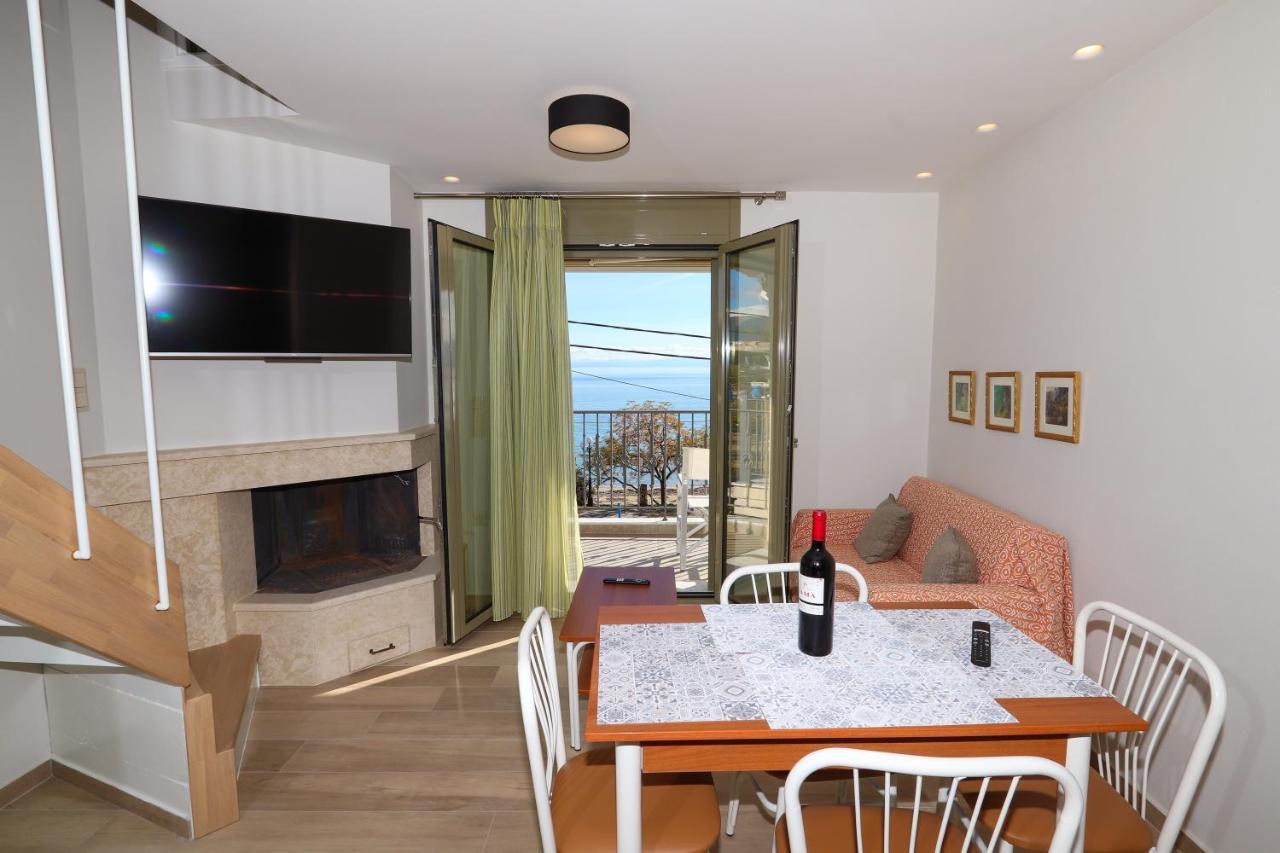 East & West Seaside Apartments Gialtra 外观 照片