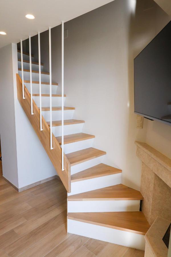 East & West Seaside Apartments Gialtra 外观 照片